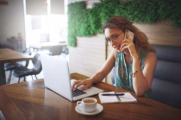 How to Turn Your Smartphone into a $100 Per Day Money-Making Machine